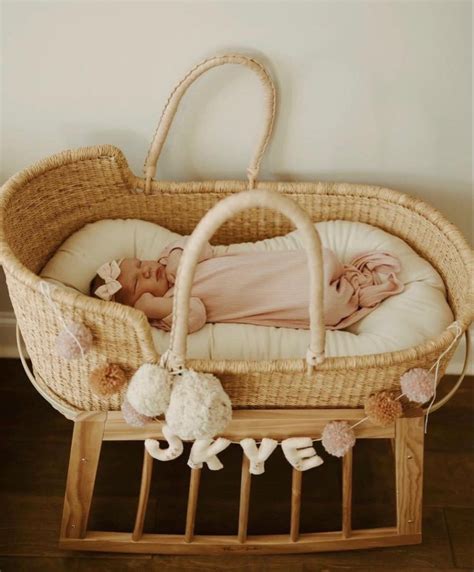 Moses Baskets & Bassinets – Plum+Sparrow.